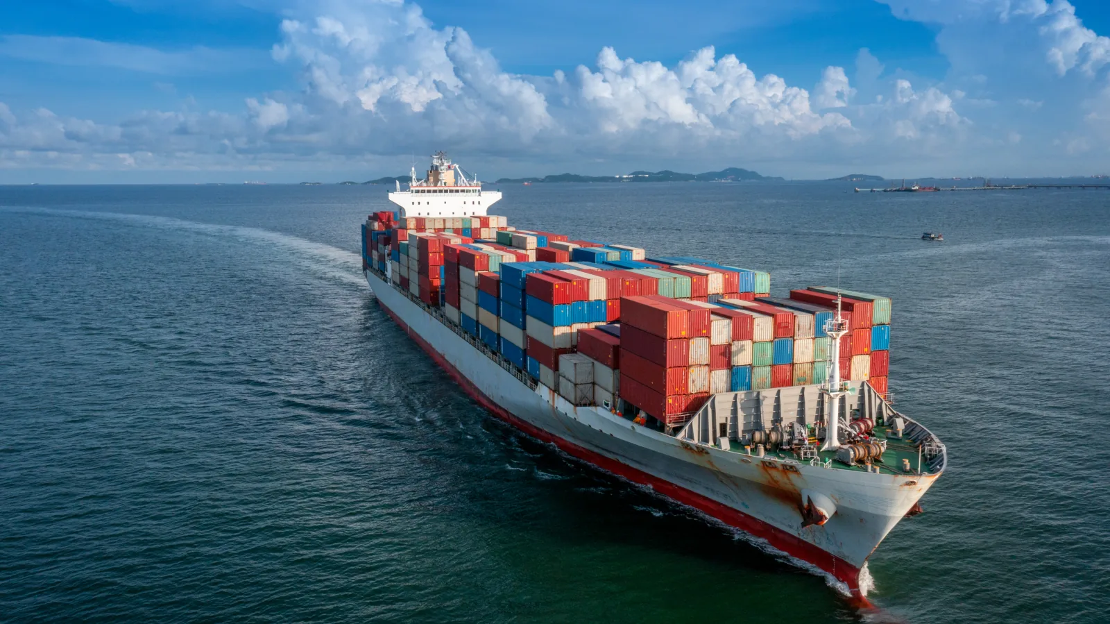 September Freight Rate Report: Transpacific Hits New Highs While Asia-Europe Rates Fall 10% on the Suez Return